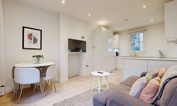 Marylebone Cabin | The London Lodge - 1 bed duplex apt