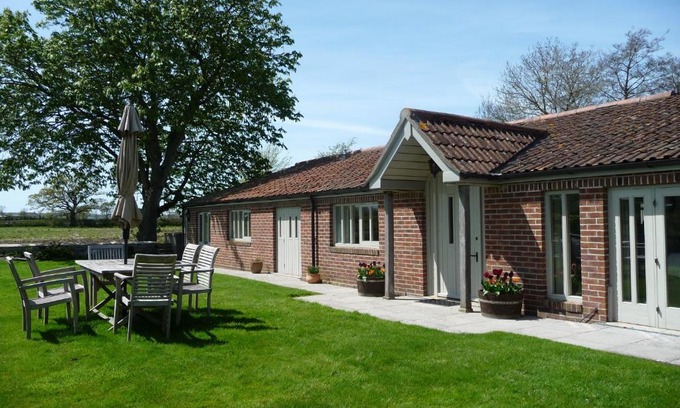 Glastonbury House | The Long Barn