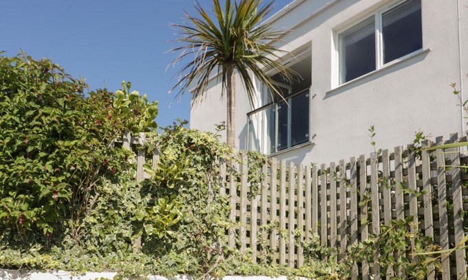 Newquay Apartment | The Lookout
