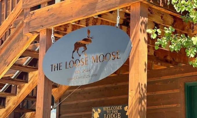 Grand Lake Apartment | The Loose Moose Lodge #3 at Downtown Grand Lake near RMNP Entrance