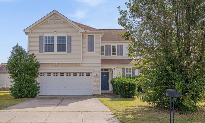 Southeast Raleigh House | The MacDaddy 3BR 2.5BA - South East Raleigh