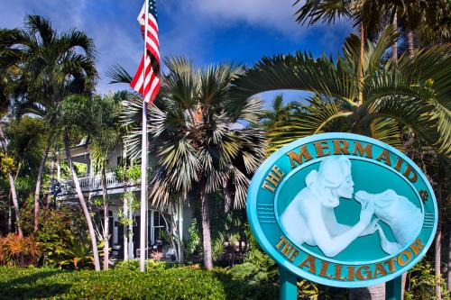 Old Town Hotel | The Mermaid & The Alligator