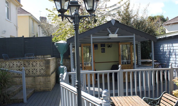 Torquay City Centre House | The Millbrook B & B