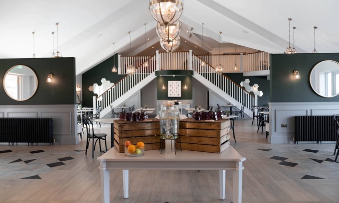 Chittlehamholt Cottage | The Mole Resort sleeps 4 guests in 2 bedrooms