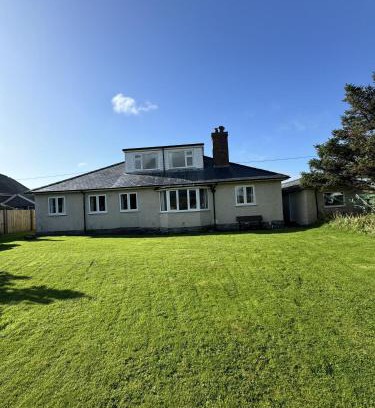 Fairbourne House | The Moorings