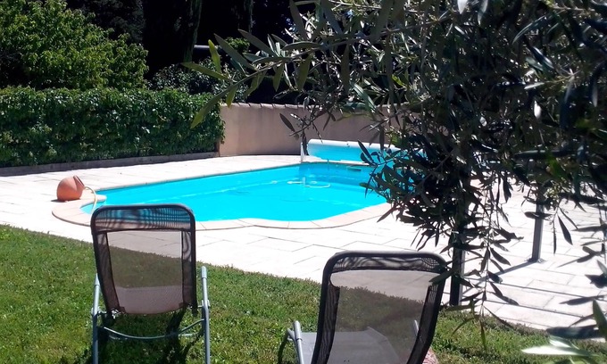 Cheval-Blanc Cottage | The Moulin de Milan cottage at Cheval Blanc between Alpilles and Luberon