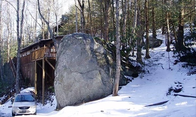 Mill Ridge Cabin | THE MOUNTAINS ARE CALLING you all to Two Rock Treehouse a Cozy Mountain Cabin🧡