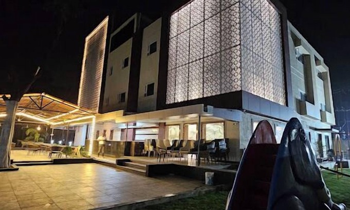 Dhanbad Resort | The Mystique Garden