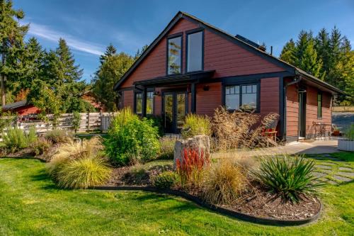 Regional District of Nanaimo House | The Nest