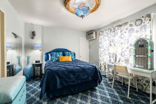 Moreno Valley Apartment | THE NEW STAR MOTEL - 1950s Extended-Stay Lodging and Retreat Center