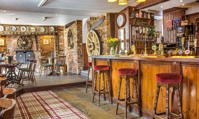 Burniston Hotel | The Oak Wheel Pub