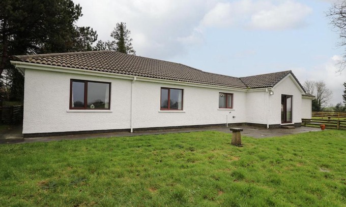 Saint Clears House | The Oaks