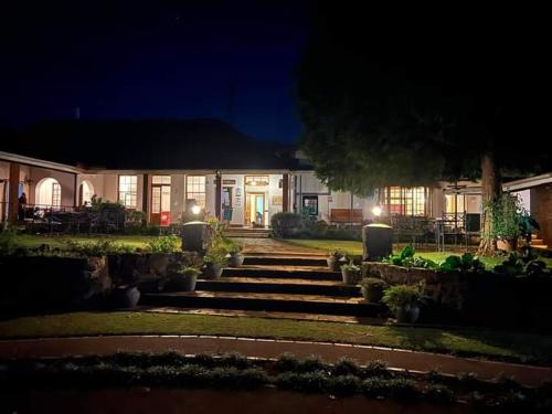 Richmond Hotel | The Oaks Hotel
