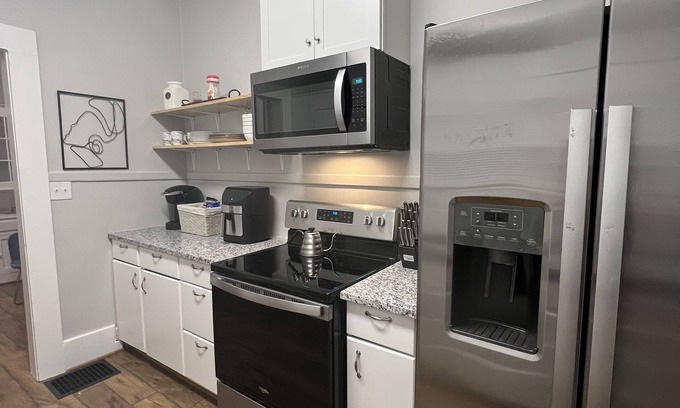 New Castle House | The Oasis Home~ Perfect Blend of Luxury & Comfort.