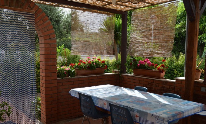Contrada Pantano d'Arci House | The Oasis of Etna, your villa a few steps from the sea