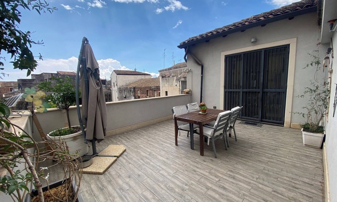 Old Town Apartment | The Odeon Terrace