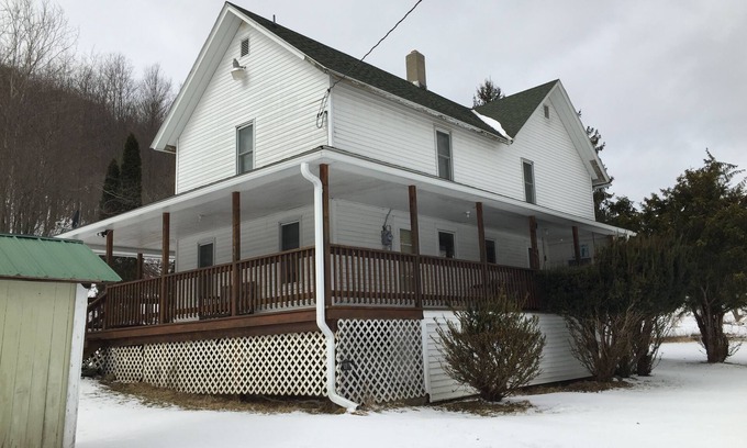 Coudersport House | The Old Alth Farm and Pavilion near Cherry Springs