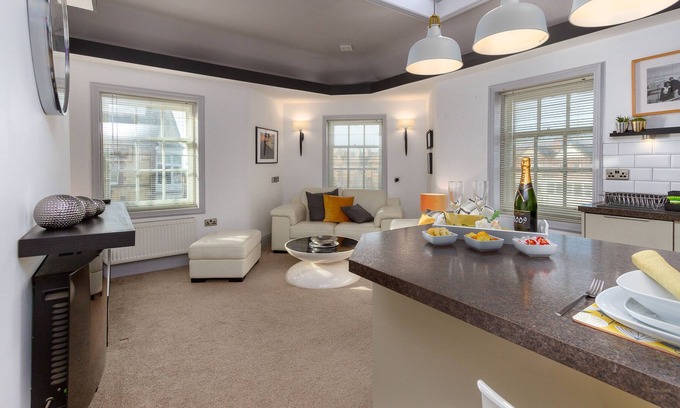 Lytham St. Anne's Apartment | THE OLD BANK 3 - 2 BEDROOMS - SLEEPS 4