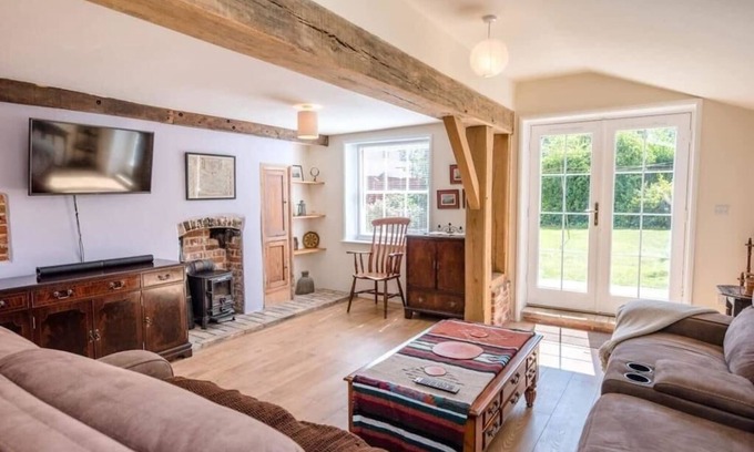 Bramfield House | The Old Butchers Shop, Bramfield