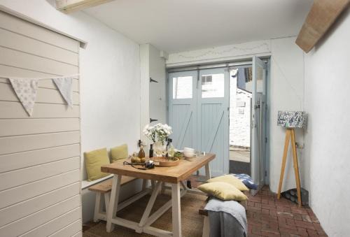 St. Agnes House | The Old Cornstore