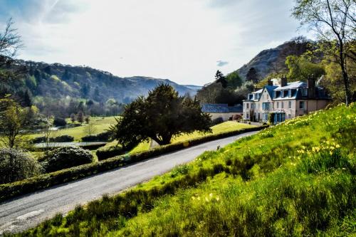 Llanwrtyd Wells Apartment | The Old House, Llwyn Madoc