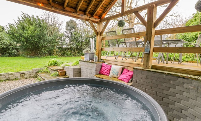 Llanengan Cottage | The Orchard