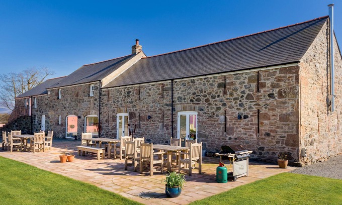 Gaerwen Cottage | THE OUTBUILDINGS, pet friendly, luxury holiday cottage in Llangaffo