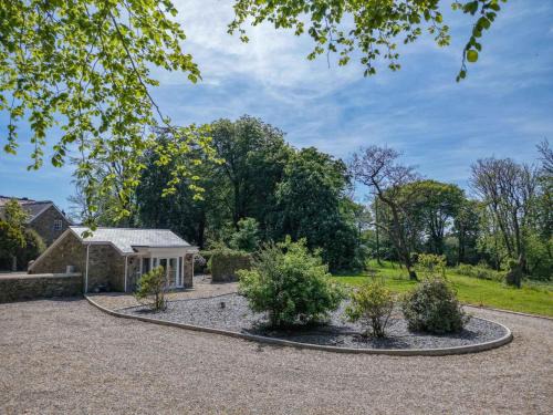 Ludchurch Apartment | The P19 Sty - 1 Bedroom Studio - Princes Gate