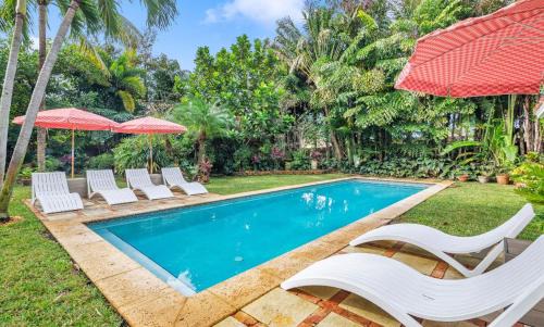 Palm Beach - West Palm Beach House | The Palm Manor Luxury Villa