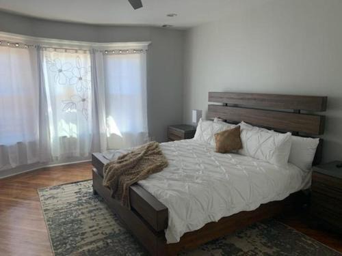 East Orange House | The Parkway 2