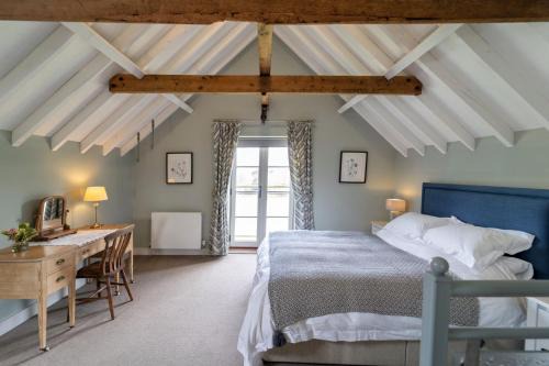 Ipswich House | The Parlour