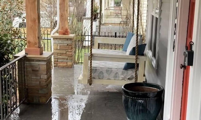 Cleveland Park House | The Perfect Home to Hang Your Hat While Visiting Nashville
