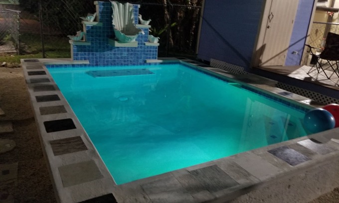 Nassau House | The Perfect Island Getaway #1