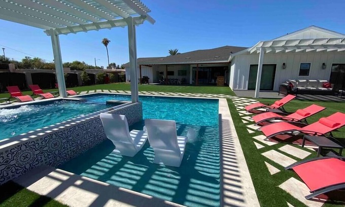 Camelback East House | The Phoenix Farmhouse