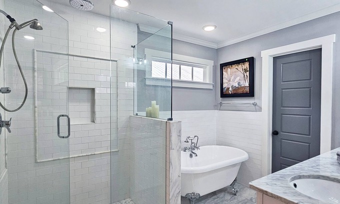 East Side House | The Piña Colada; Cozy & Spacious, 3BR/3Full Bath Home in Grant Park/Atlanta!