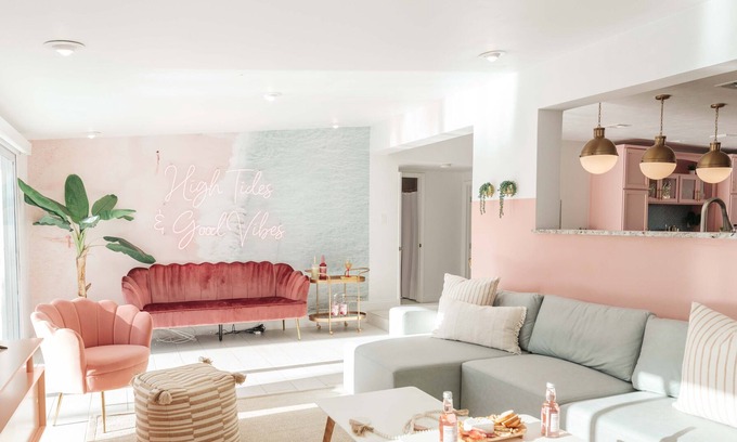 South Corals House | The Pink Flamingo