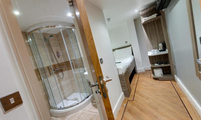 Chinatown Hotel | The Podworks Hotel