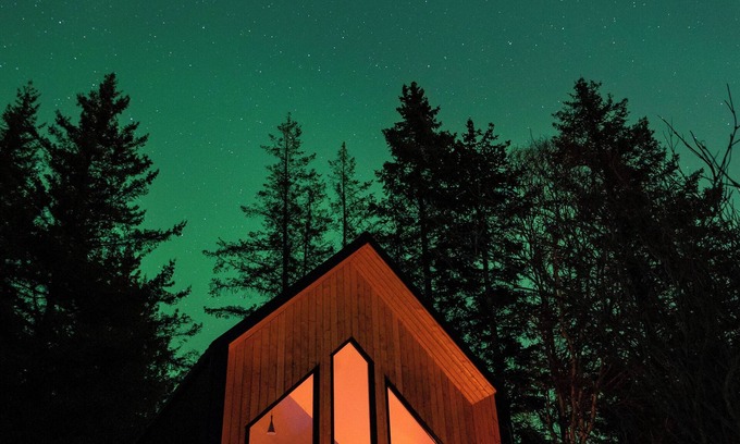 Homer Cabin | The Point Cabin + Nordic Spa w/Sauna, Hot Tub & Cold Plunge