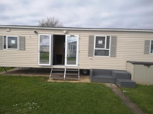 Rhyl House | The Powers