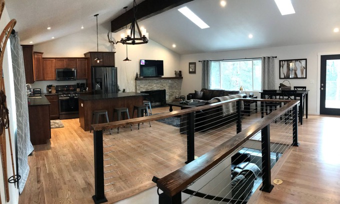 Bailey House | THE RÛSTIC MOUNTAIN HOUSE