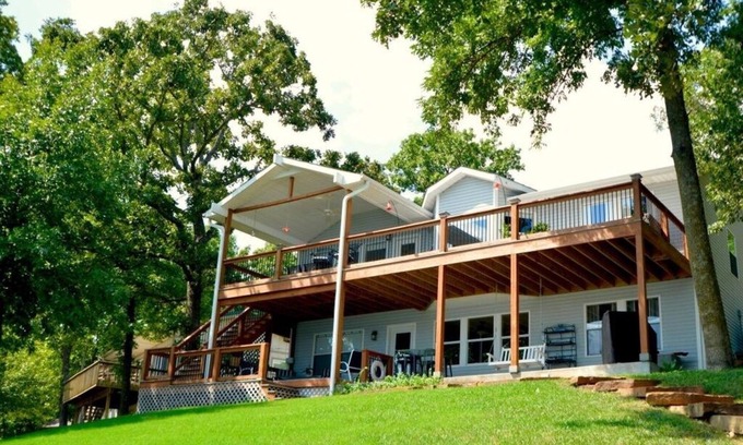 Afton House | The Reinholde near Duck Creek