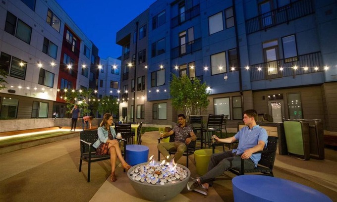 Mile Square Apartment | The Residences at CityWay