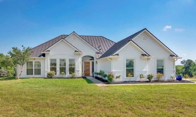 Gordonville House | The Retreat @ 26707-Near Wedding Venues