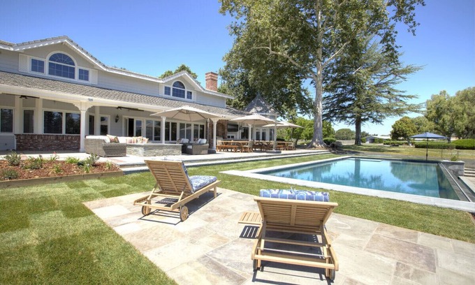 Santa Ynez House | The Roblar Farmhouse is luxury accommodations for the whole family.