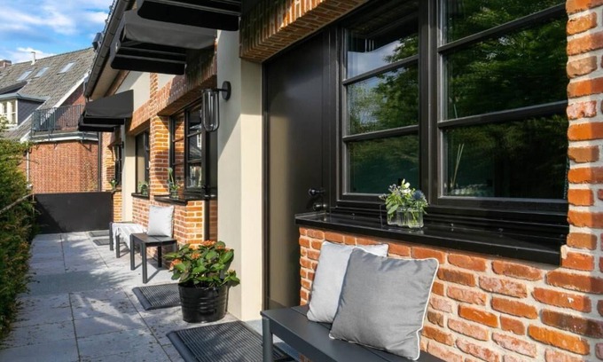 Gross Flottbek Apartment | The Roebbek