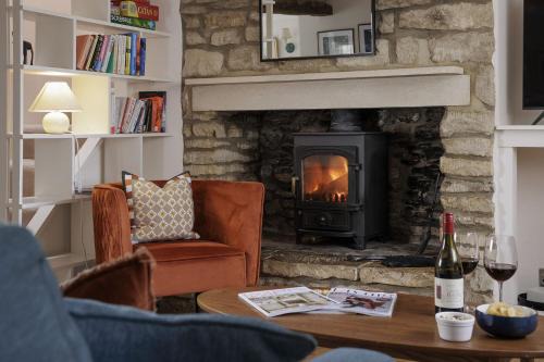 Coln St Aldwyns House | The Roost