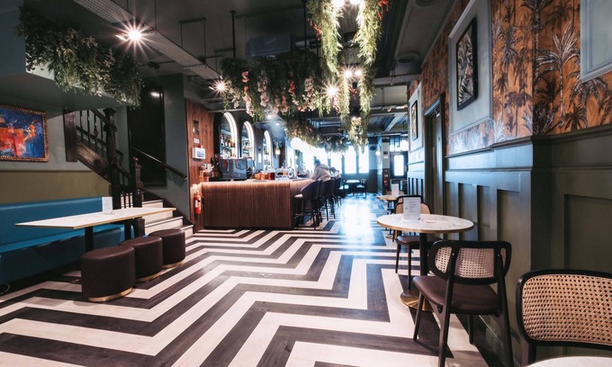 Morecambe Hotel | The Royal Bar & Shaker