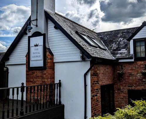 Cottingham Bed & Breakfast | The Royal George