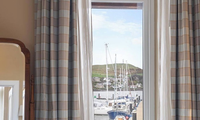 Campbeltown Hotel | The Royal Hotel Campbeltown