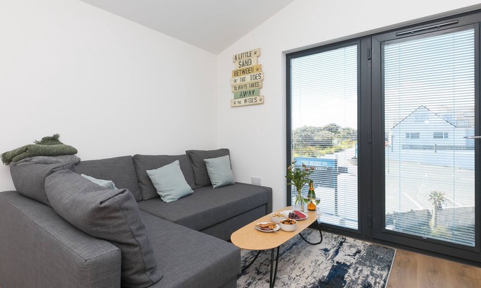 Hayle Cottage | THE SANDBOX, romantic, country holiday cottage in Hayle